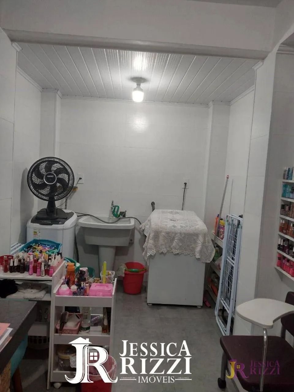 Casa Térrea com ponto comercial nos fundos - Foto 3