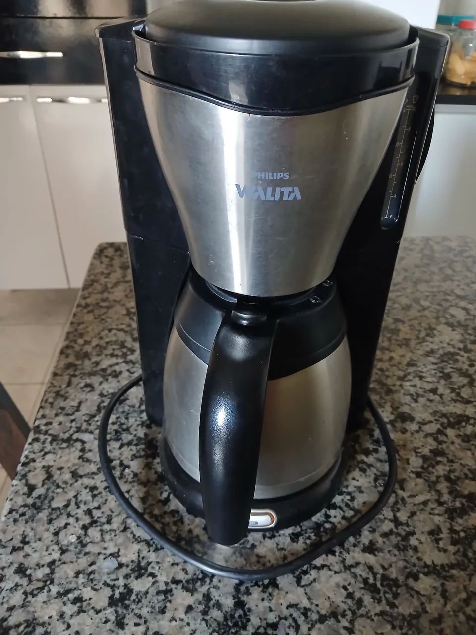 Cafeteira com jarra inox 