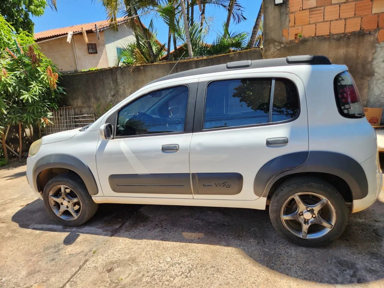 Fiat Uno WAY 1.4 EVO Fire Flex 8V 5P 2016 - Foto 2