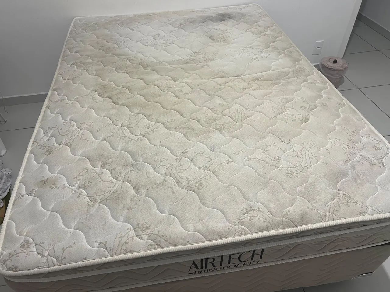 VENDENDO RÁPIDO URGENTE: Cama Box Casal Ortobom Airtech (Molas Ensacadas)! - Foto 2