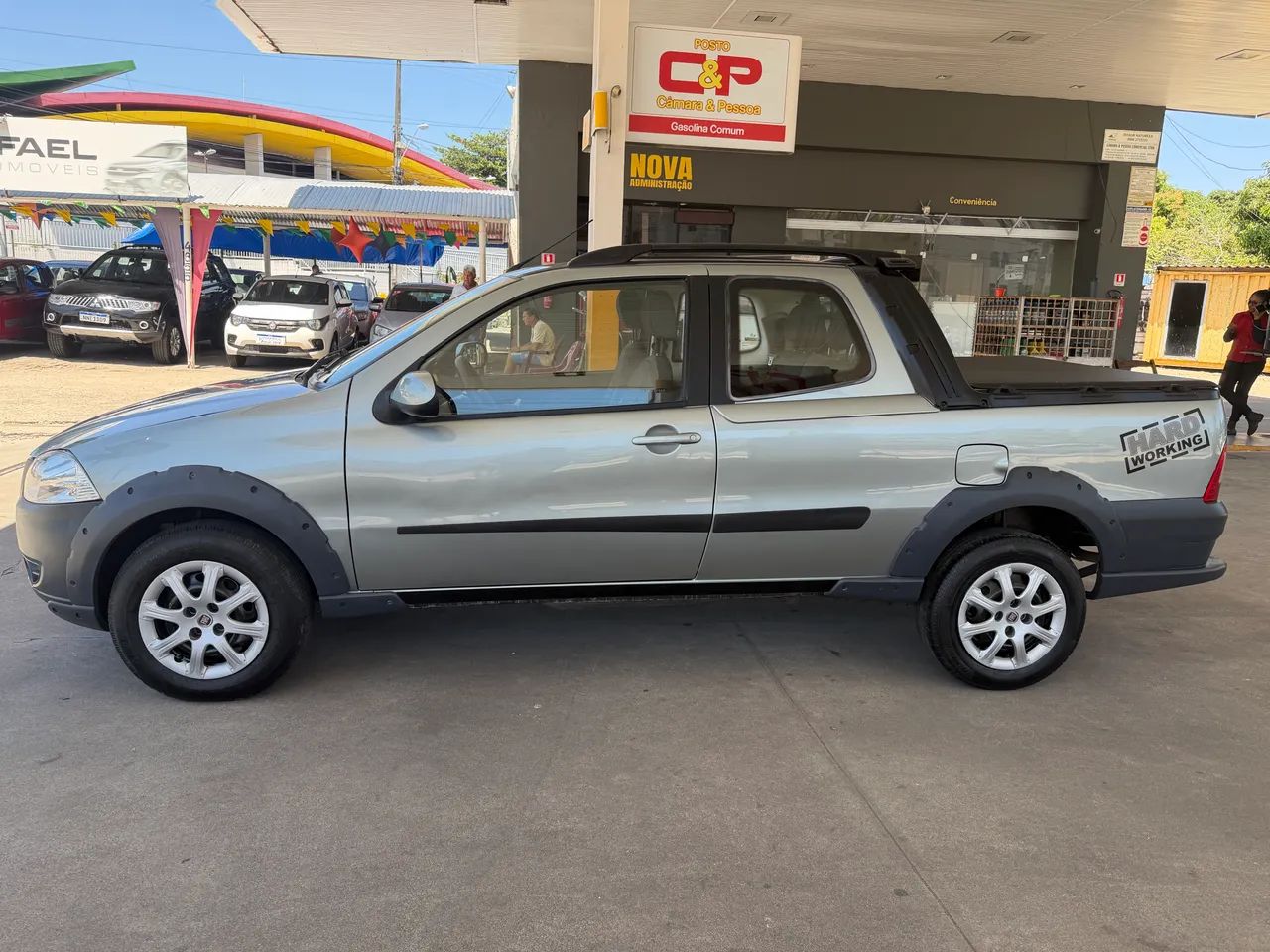 Fiat Strada Working 1.4 MPI Fire Flex 8V CD 2013 - Foto 2
