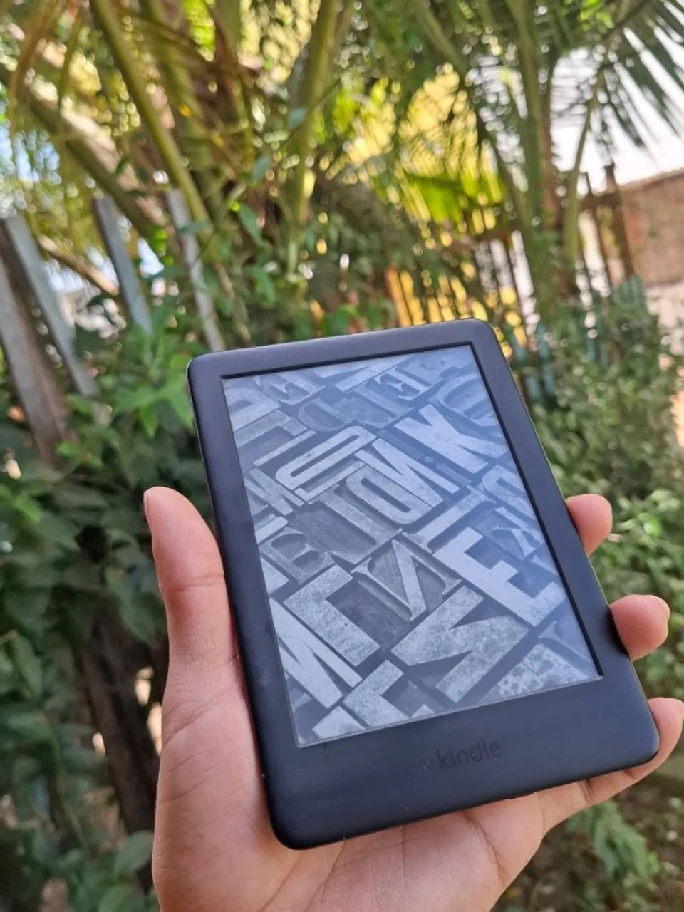 Kindle 10a geração, com 8 GB de armazenamento e conexão Wi?Fi