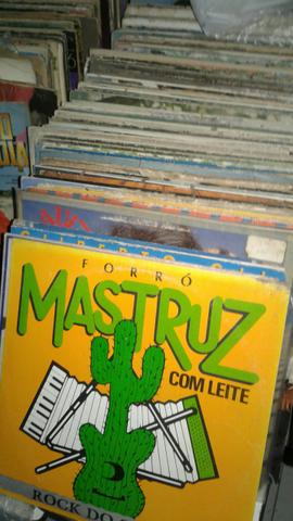 Vendo discos de vinil ou troco