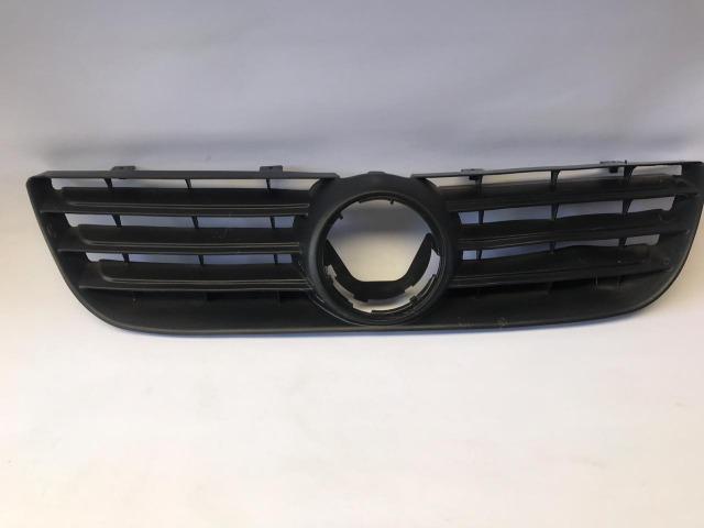Grade Radiador Superior Polo 2006 2007 2009 2010 2011 Preta (com detalhe)