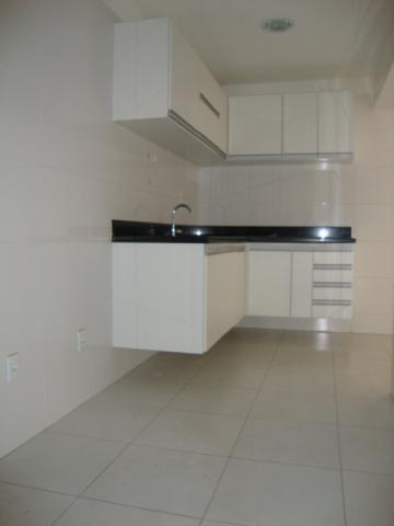 Murano Imobiliária aluga apartamento de 3 quartos na Praia de Itapuã, Vila Velha - ES. - Foto 14