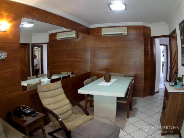 Maravilhoso 3 quartos, amplo e super bem localizado - Foto 11