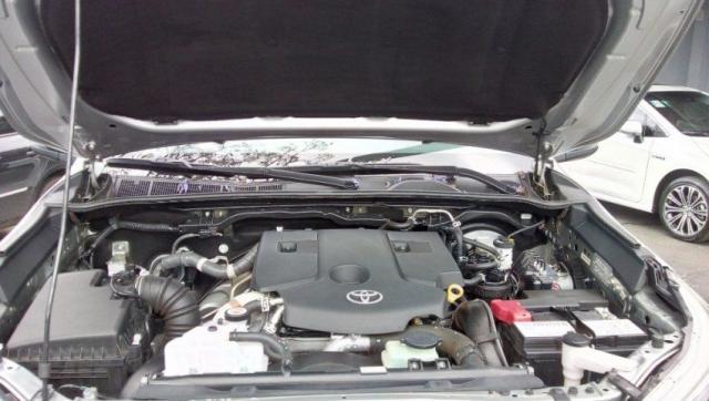 TOYOTA HILUX CD SRX 4X4 2.8 TB AT Prata 2017/2018 - Foto 12