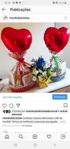 Cestas de café da manhã e românticas