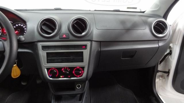 Volkswagen Voyage 1.0 (G6) Flex - Foto 9