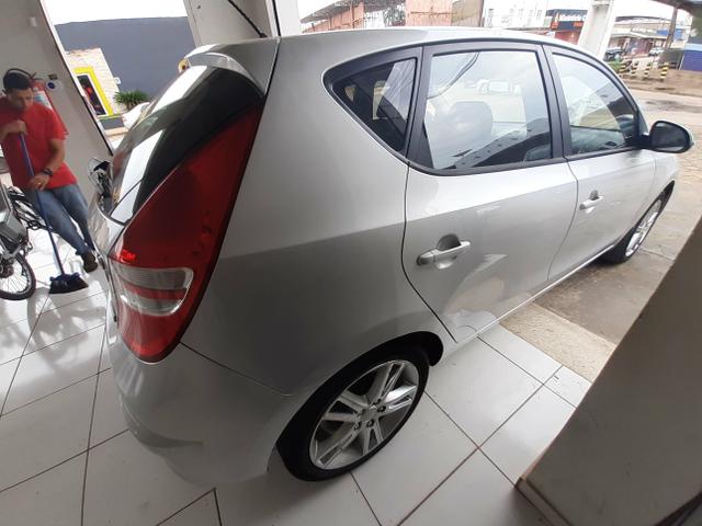 I30 2.0 aut completo - Foto 3