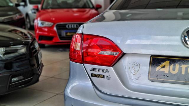 JETTA 2013/2013 2.0 COMFORTLINE FLEX 4P TIPTRONIC - Foto 9