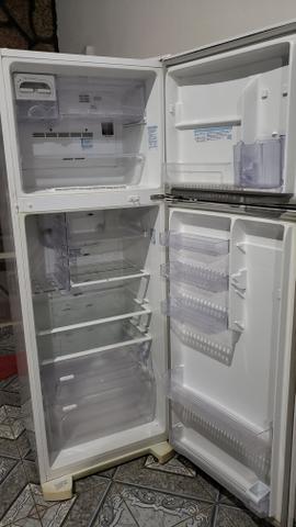 Refrigerador geladeira Electrolux Frost Free 430L - Foto 2