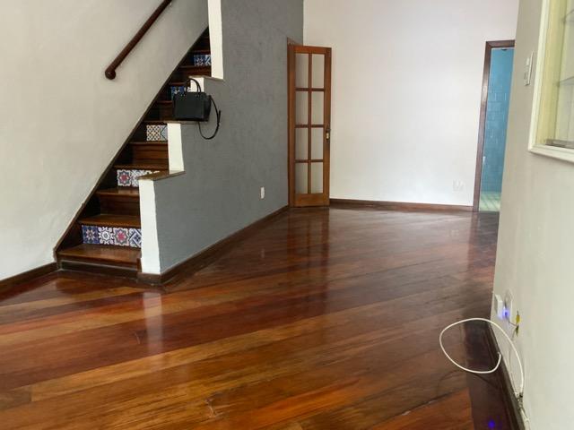 Tijuca - Ótima Casa, 3 quartos em rua tranquila