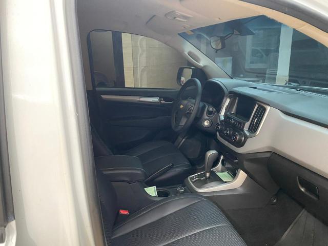 S10 lt 2018 automática 4x4 vendo ou troco - Foto 6