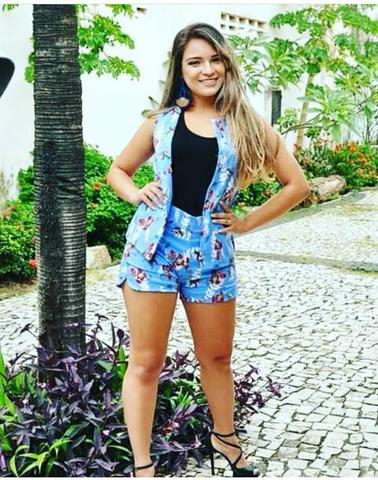 Blazer short e blusa