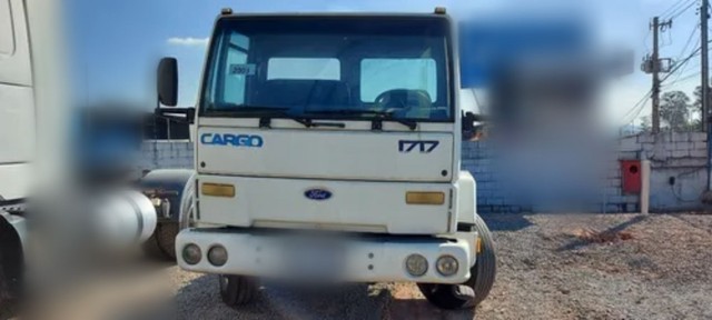CAMINHÃO FORD CARGO 1717