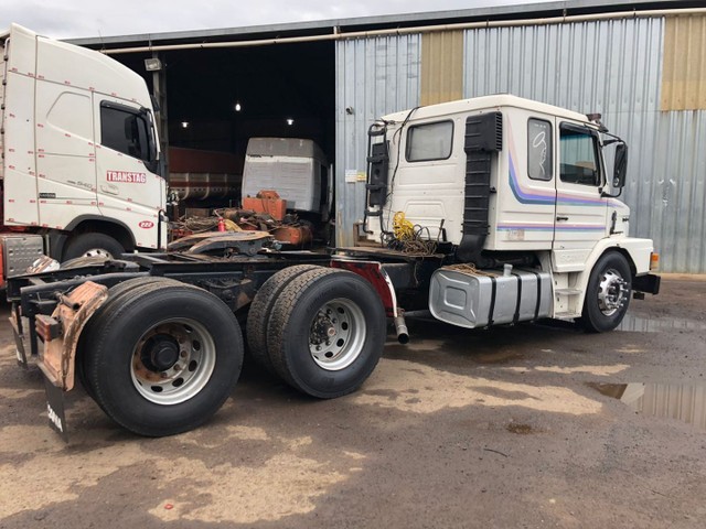 SCANIA 112H FAIXA CINZA 6X2