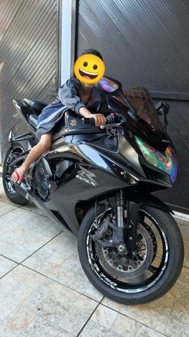 SUZUKI GSXR SRAD750 2011