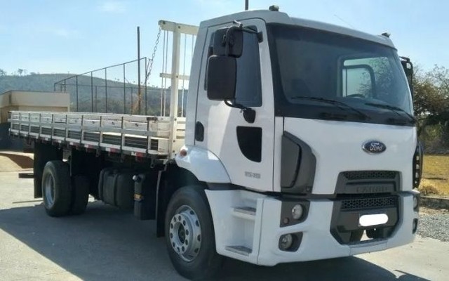 FORD CARGO 1519 2013 CARROCERIA