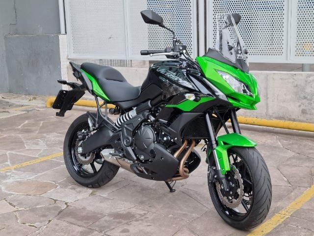 KAWASAKI VERSYS 650 ABS 700 KM