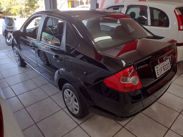 FIESTA 1.6 SEDAN FLEX COMPLETO