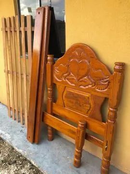 Vende-se cama de casal com colchão  - Foto 3