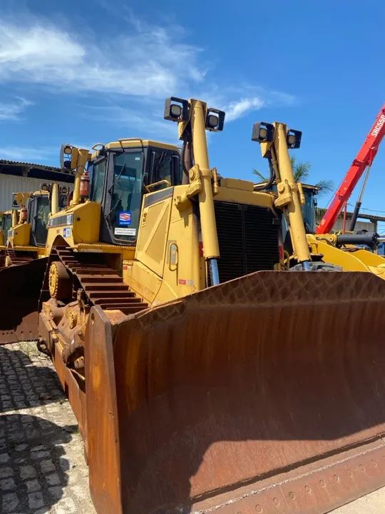 Trator esteira D8T ano 2007