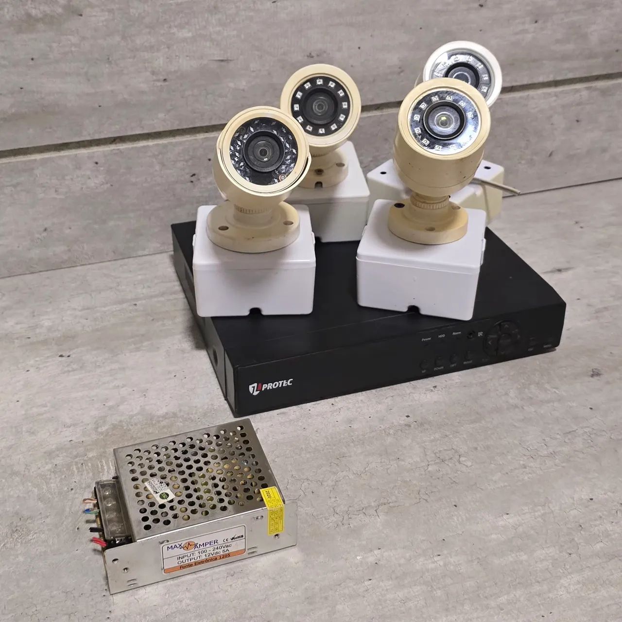 Kit de Câmeras de Segurança 4 Canais + DVR + cabeamento  - Foto 3