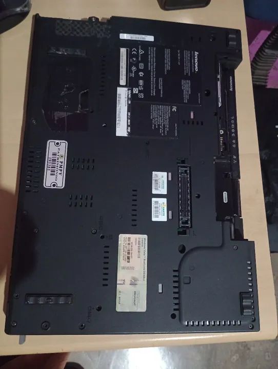 Base inferior notebook Lenovo ThinkPad t61