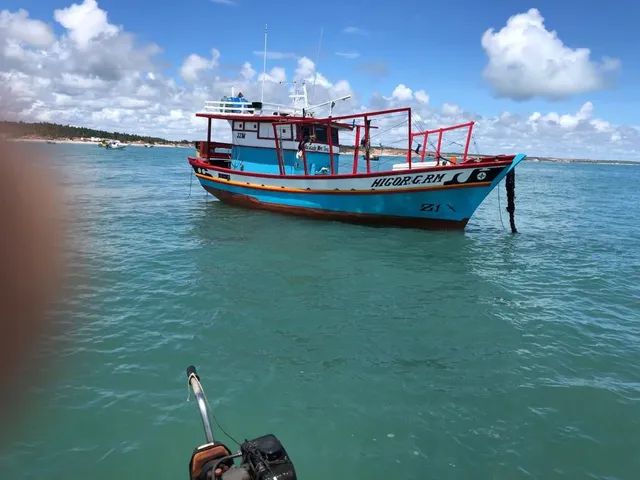 Barco de pesca (bote de pesca) - Barcos e aeronaves - Manaíra
