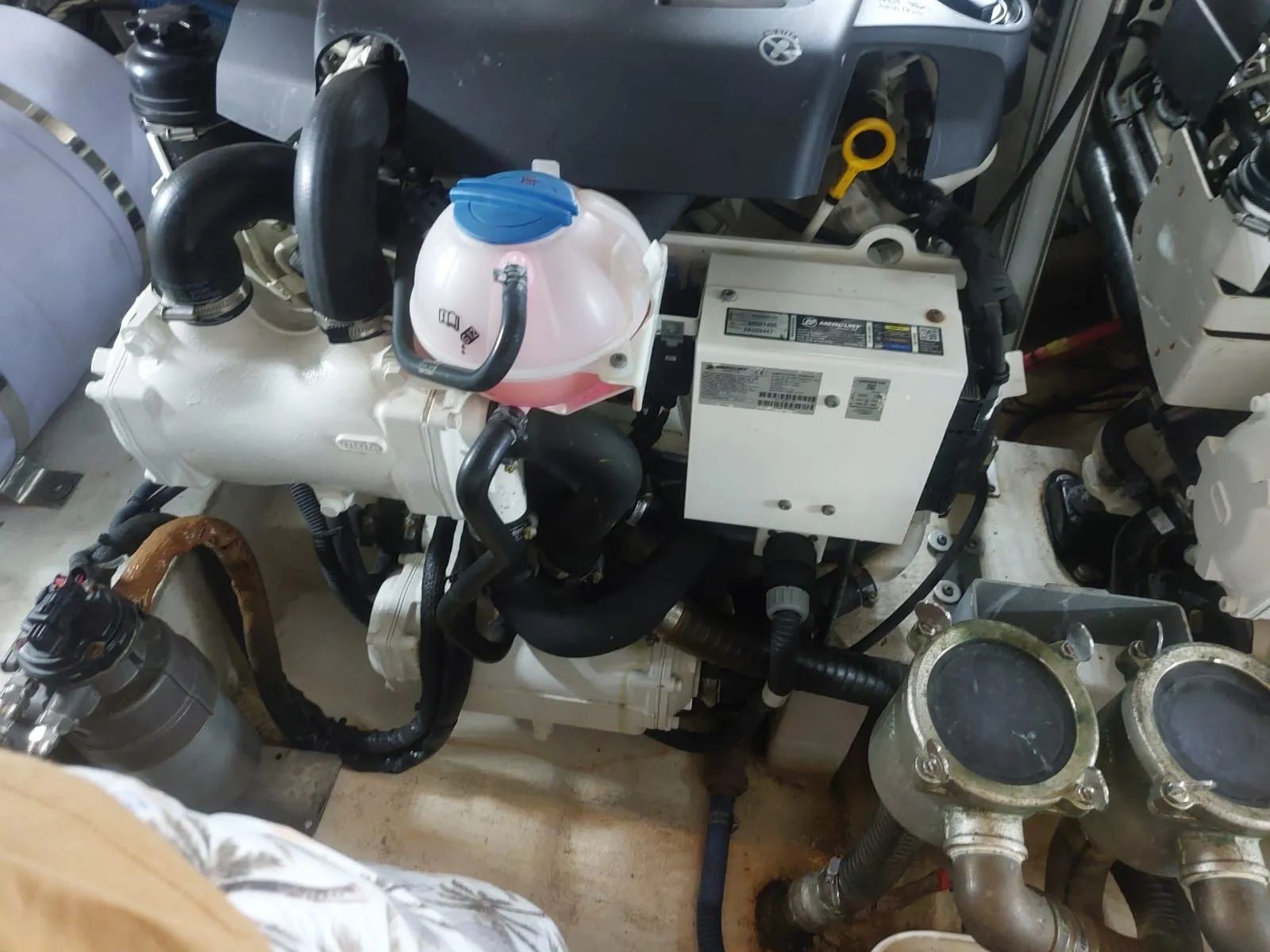 Cimitarra 460 Fly - 2018 x2 Mercruiser QSD 370 HP ñ Azimut Sedna Intermarine Phantom - Foto 12