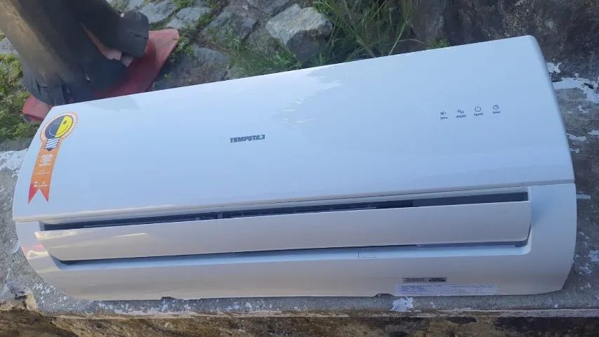 Ar condicionado 110v -127v Tempstar semi novo troco em tv 50" - Foto 2