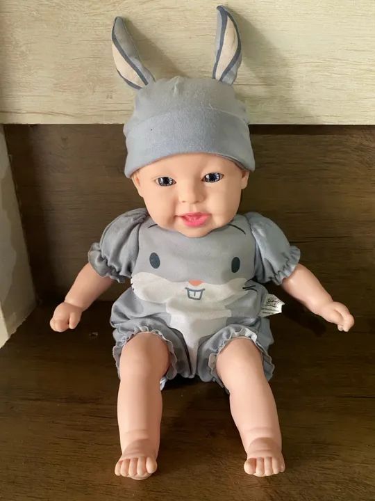 Boneca Bebe Reborn Looney Tunes Baby - Pernalonga 