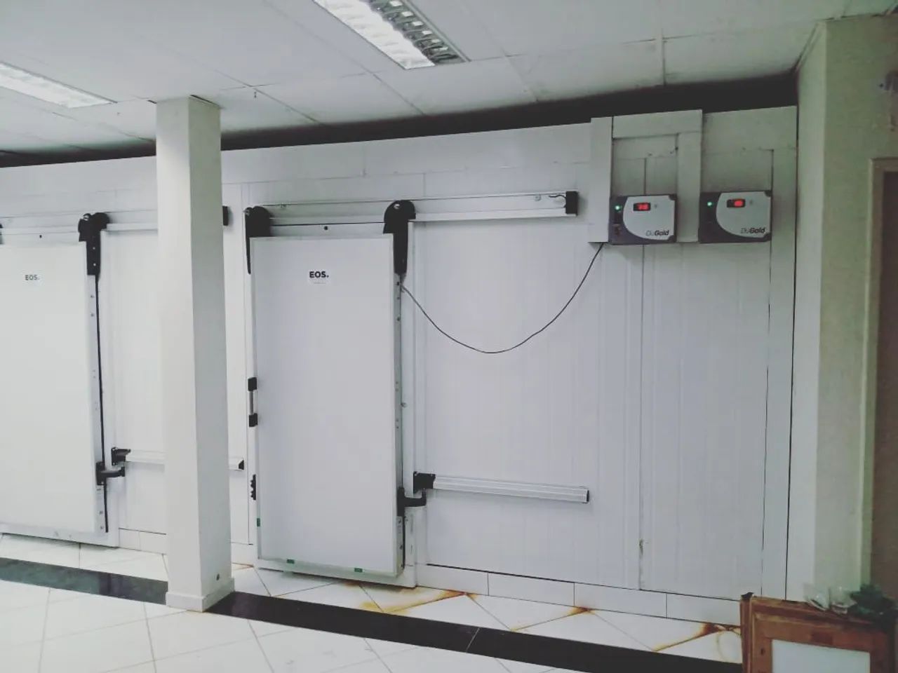 Câmera Fria para bebidas ,carnes ,sorvetes, alimentos 