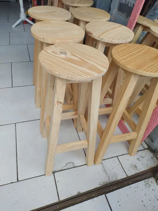  Banqueta de Madeira - Foto 2