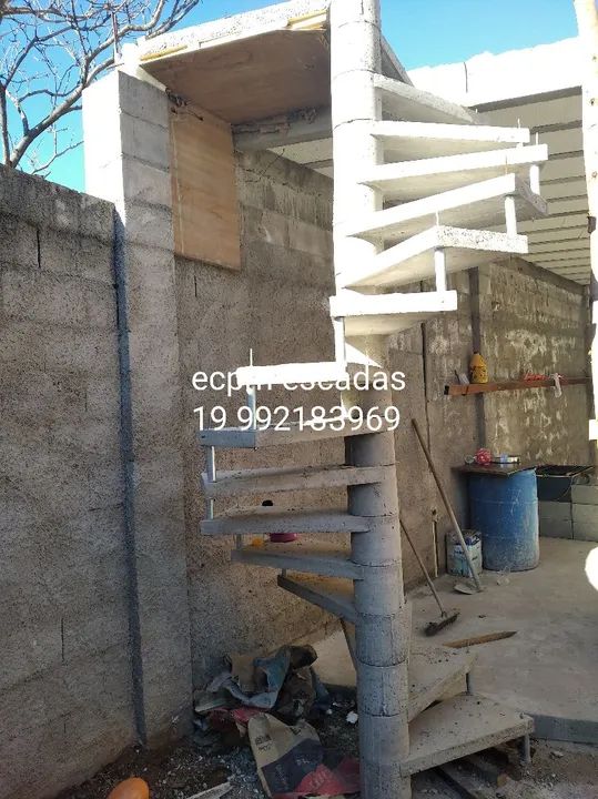 Escada de concreto pré-moldado  - Foto 3