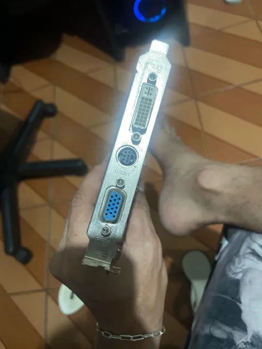 Placa de Vídeo ATI Radeon 9200 SE - Foto 3