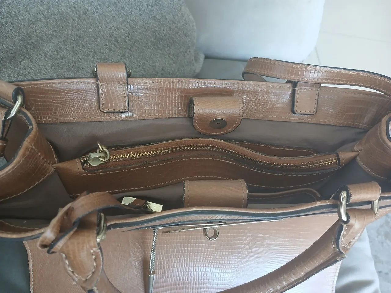 Bolsa de couto cor marrom - Foto 2