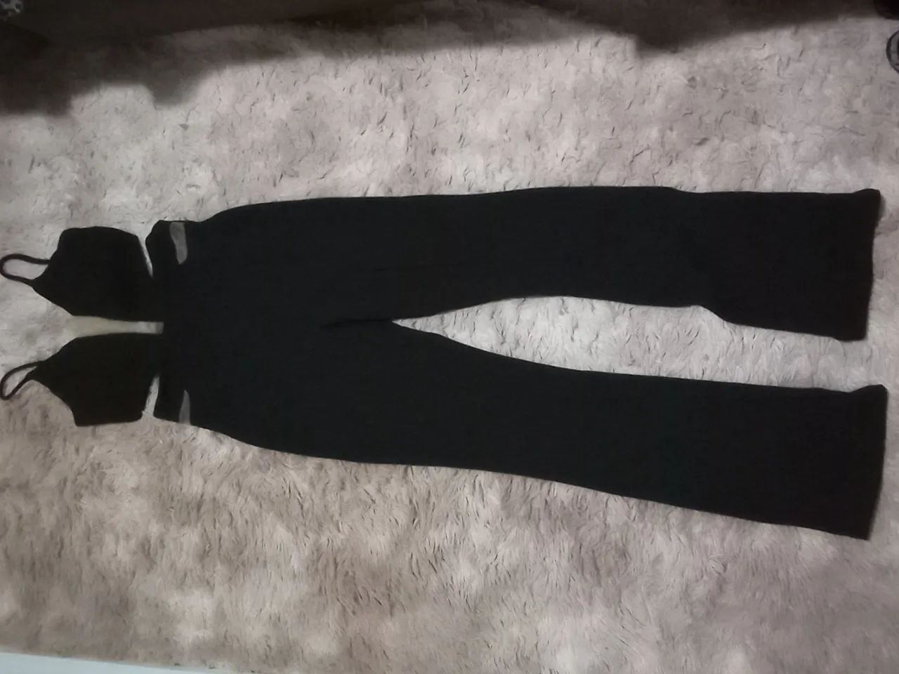 Macacão de malha Preto e transparência 