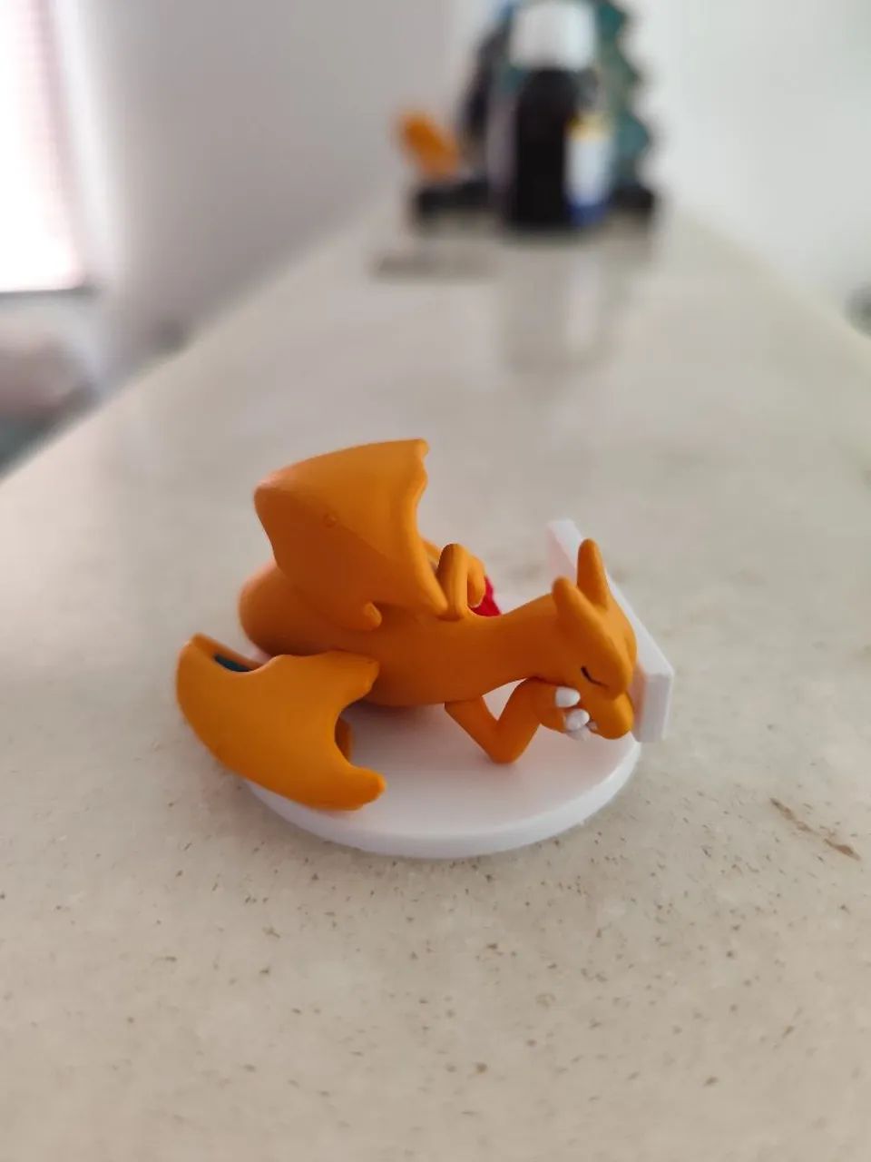 Charizard sleeping Gachapon Pokémon Center Osaka - Foto 2