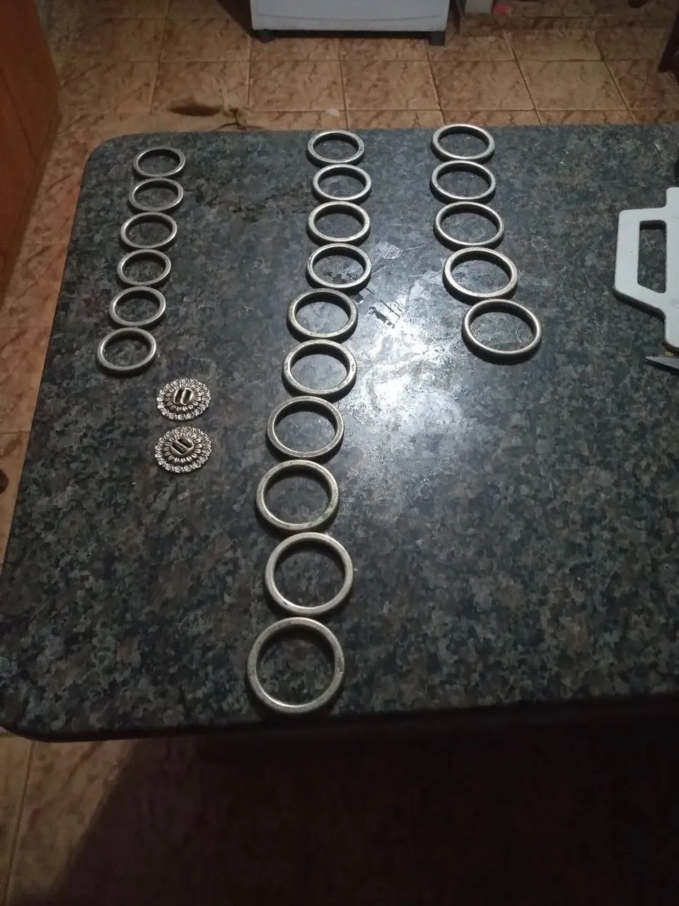 Argolas e Botões para Artesanato