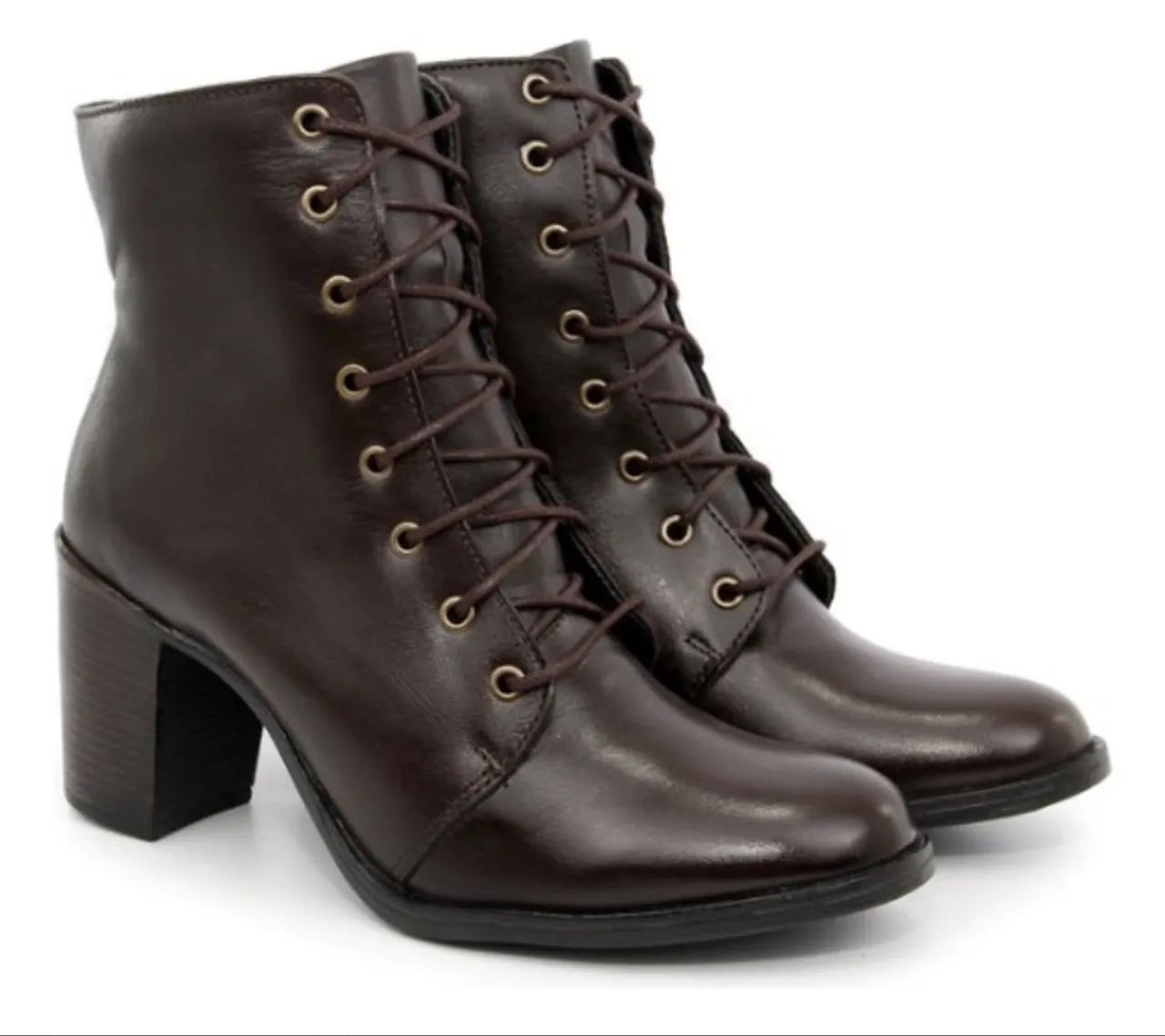 Bota Feminina de Couro Marrom com Cadarço - Elegância e Conforto