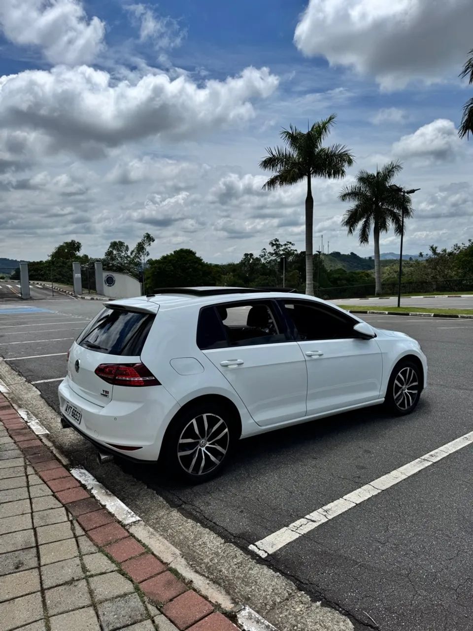 Golf 1.4 tsi impecável valor 70 mil - Foto 4