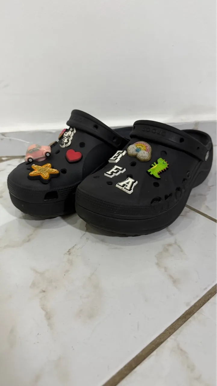 Crocs Preto Plataforma Personalizado