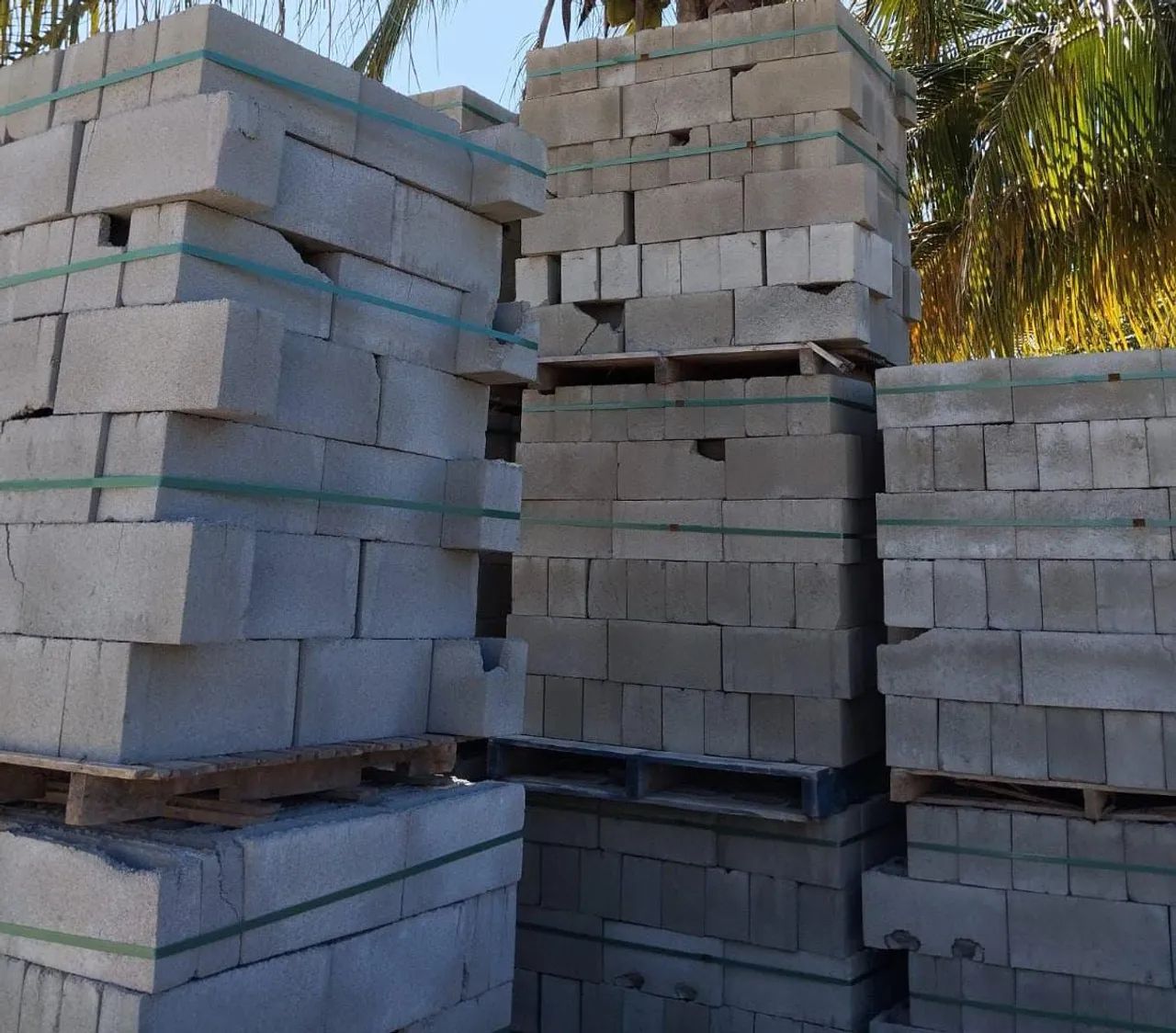 Damaged Blocks64290865389699120