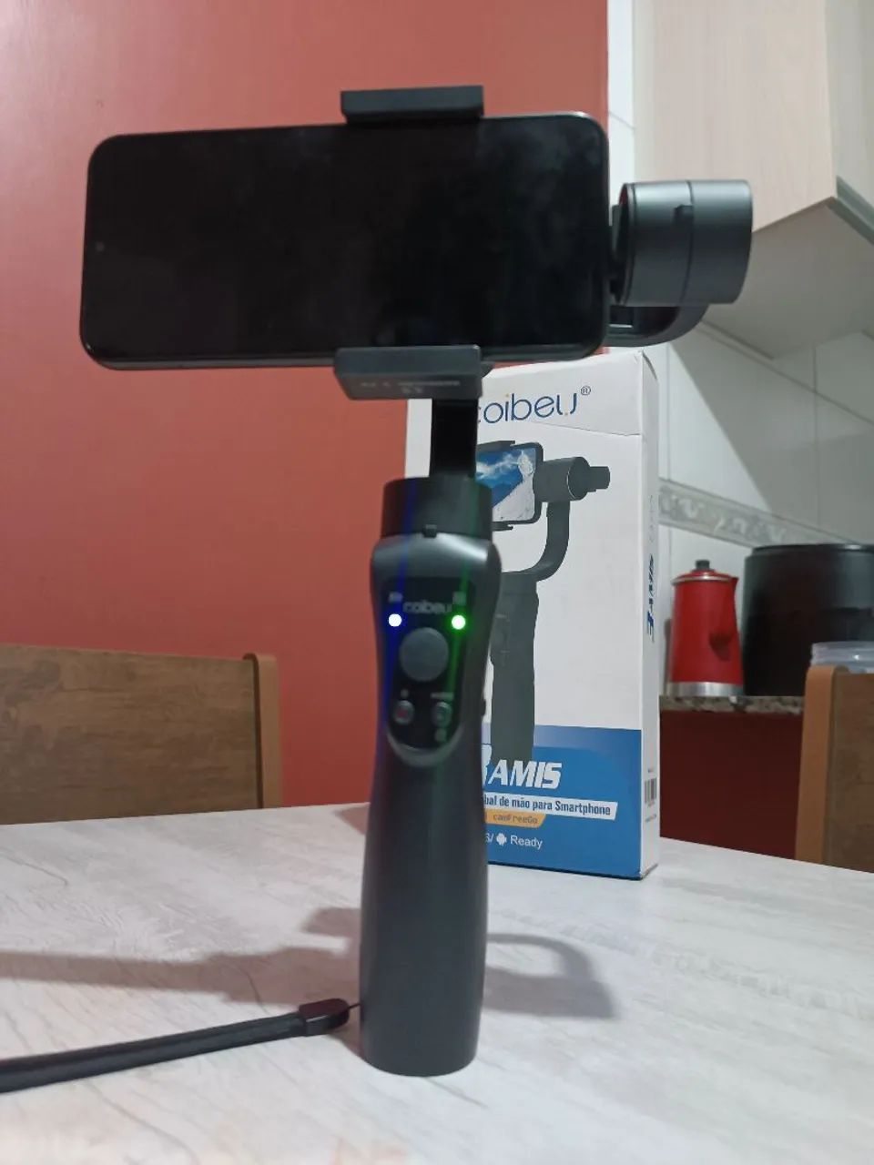 Gimbal de 3 eixos para celular - Foto 4
