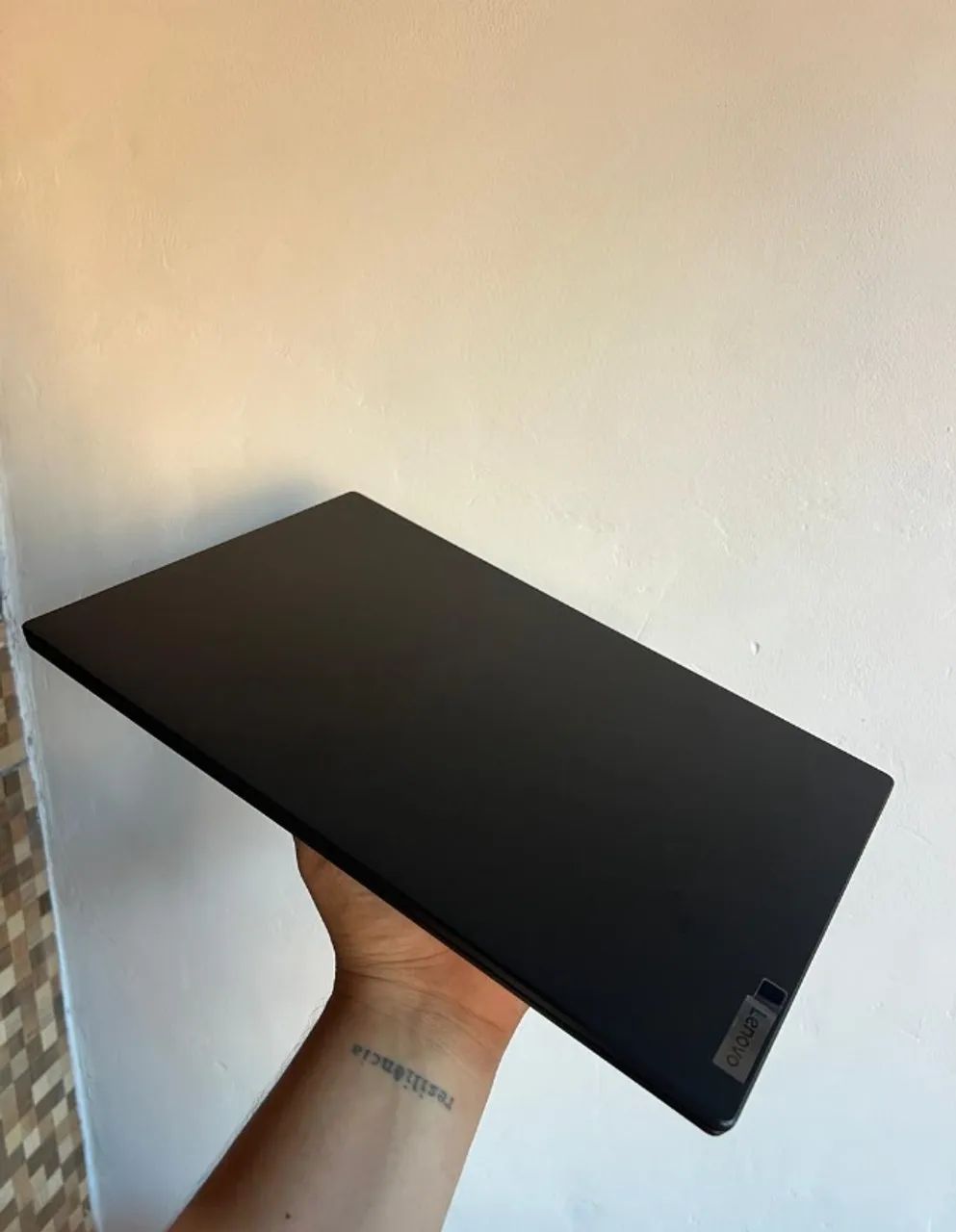 NOTEBOOK - LENOVO V14 - Foto 2