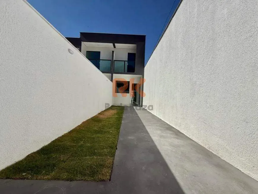 Casa à venda, 2 quartos, 1 suíte, 2 vagas, Candelária - Belo Horizonte/MG