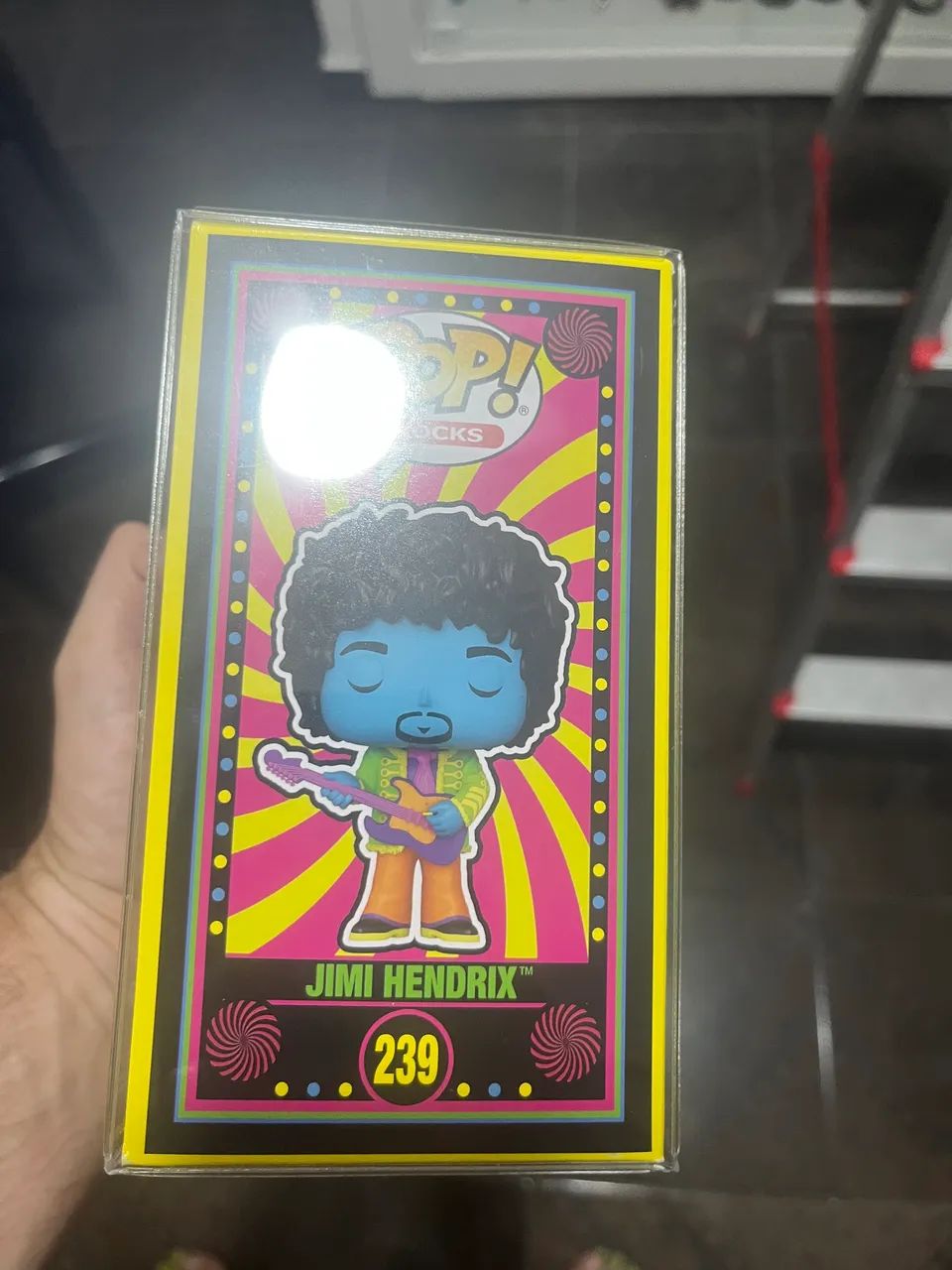 Funko Pop! Jimi Hendrix #239 - Black Light Glow FunkoShop - Foto 5