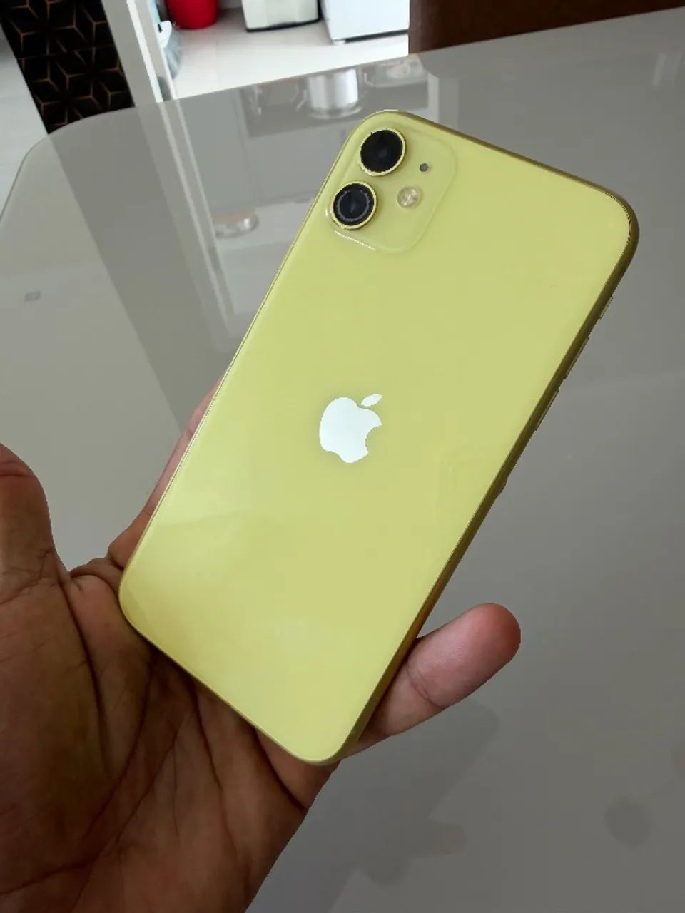 IPhone 11 Amarelo 64gb - Celulares e Smartphones - Anízio Amancio